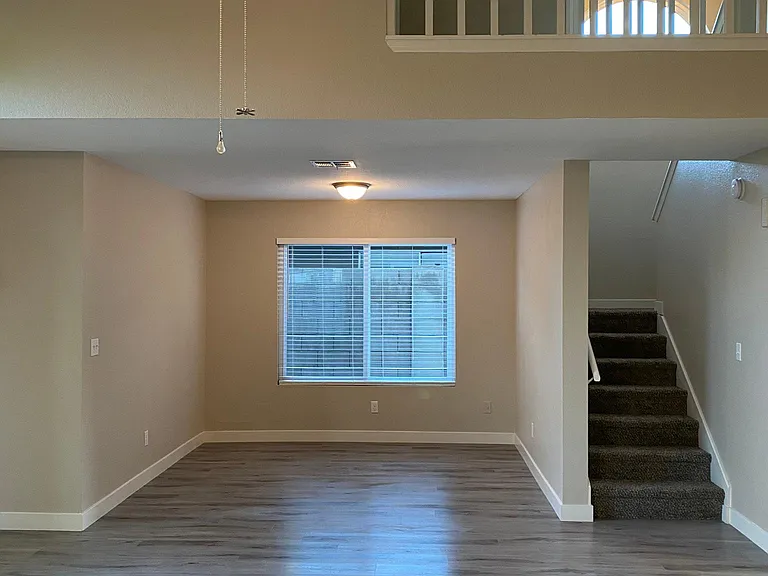 4328 W Oraibi Dr — Photo 5