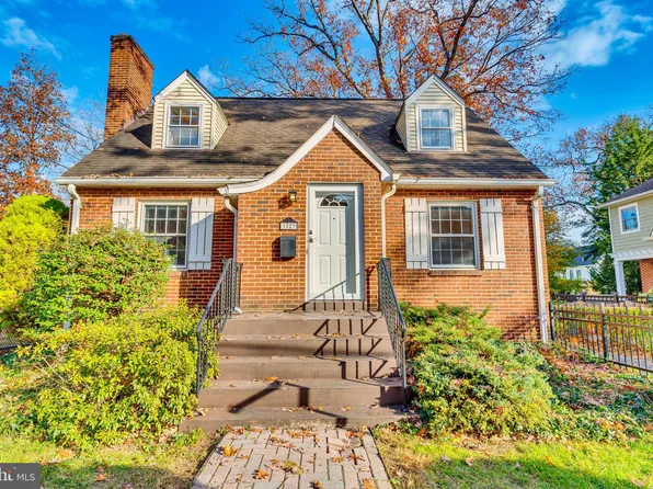 1223 N Vernon St, Arlington, VA 22201
