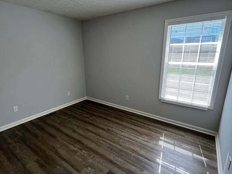 427 Lower Stone Ave #A — Photo 11