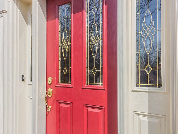 4th image of 15693 Thistle Ct
