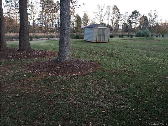 2nd image of 2518 Kempsar Ln