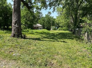 8913 E Smart Ave, Independence, MO 64053