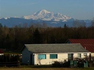 2504 H Street Rd, Blaine, WA 98230