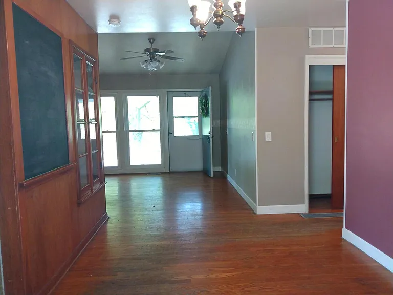 45 Mandalay Dr — Photo 3