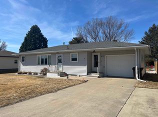 612 N West St, Plainview, NE 68769