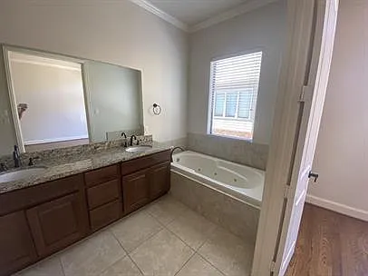 6353 Richmond Ave #101 — Photo 16