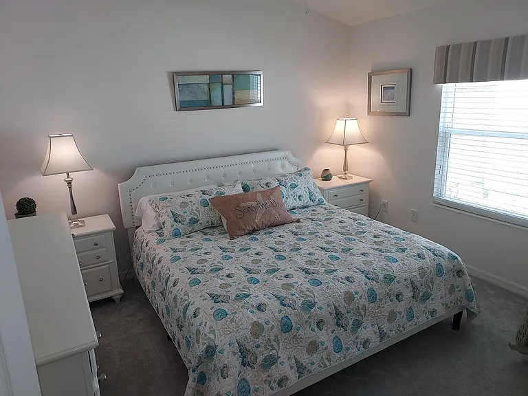 King size bed with brand new super comfy king size mattress and king size hotel pillows