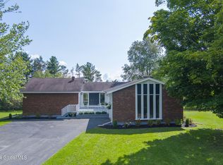 145 Della Valle Dr, Amsterdam, NY 12010