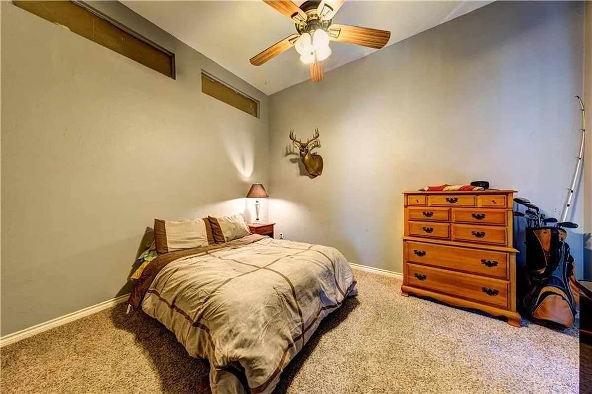 Building Photo - 1908 San Antonio St #303-2