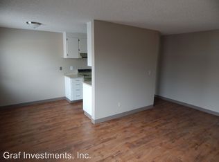 235 Canyon Dr APT 17, Prosser, WA 99350