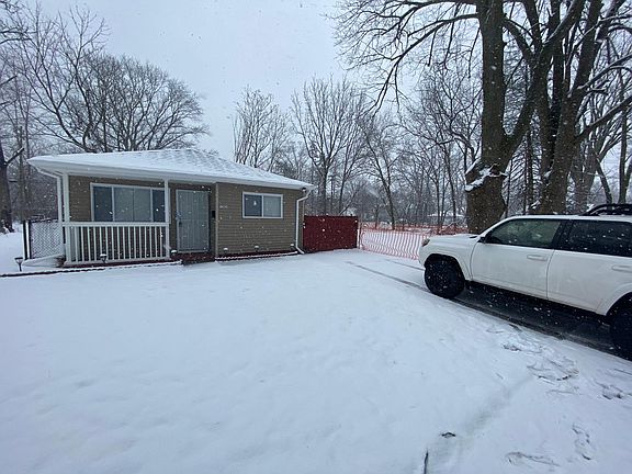 2nd image of 15824 Dacosta St