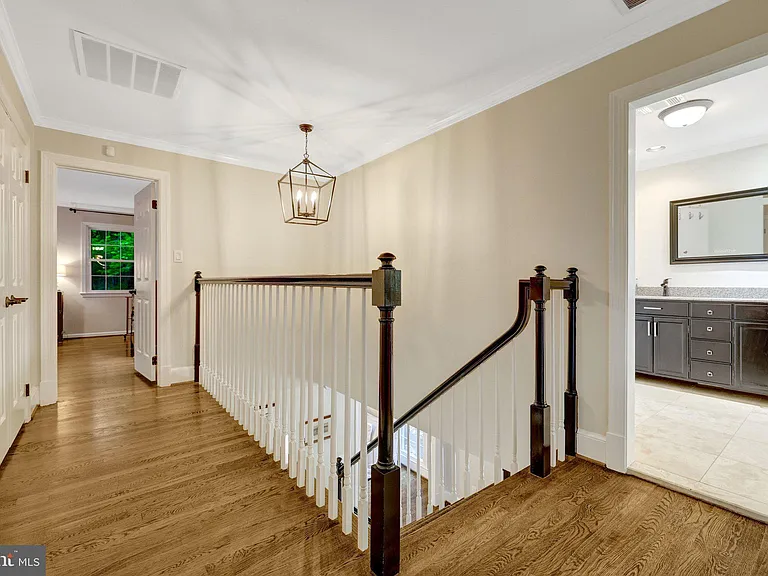 7845 Old Dominion Dr — Photo 49