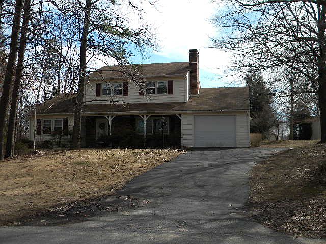 1st image of 469 Deerwood Dr