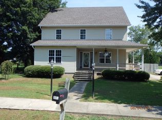 112 W Main St, Puryear, TN 38251