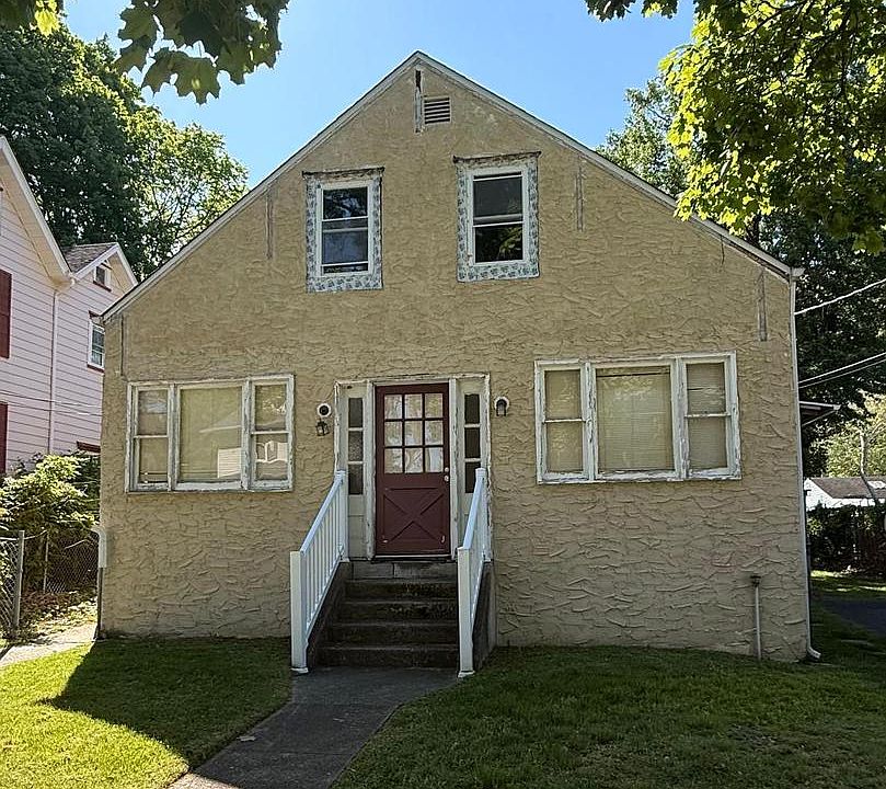 1st image of 104 Union Ave