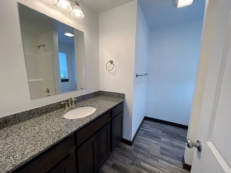 827 Rookery Ln — Photo 13