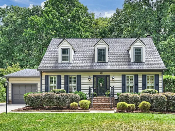 4301 Meadowridge Dr, Charlotte, NC 28226