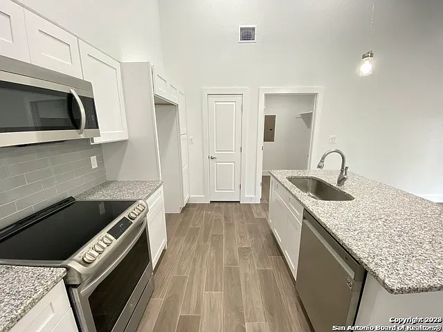 2126 Village Pkwy — Photo 26