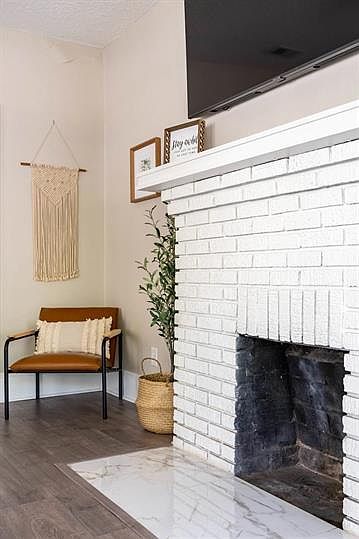 1st image of 2648 College St