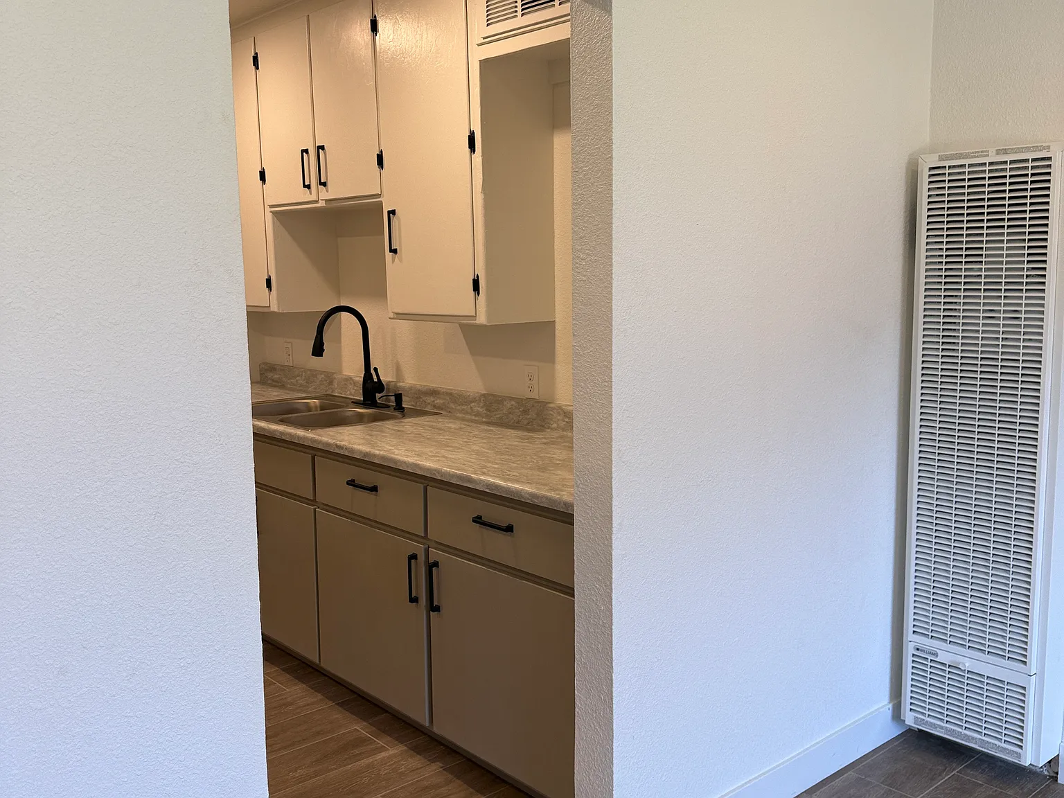 2 bed, 750 sqft, $1,450 — Photo 4
