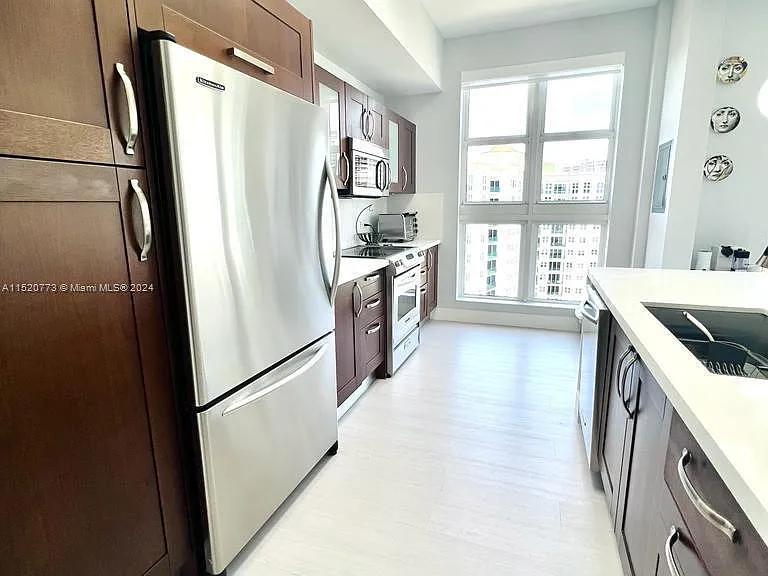 19900 Country Club Dr #Penthouse 20 — Photo 8