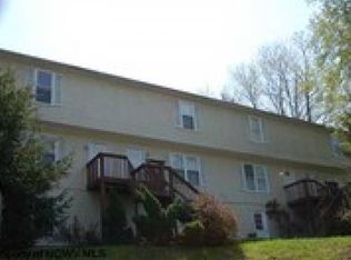 872 Stewart St APT B, Morgantown, WV 26505