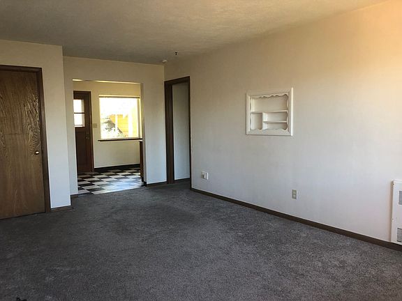 2nd image of 7056-7068 N Interstate Ave #7062
