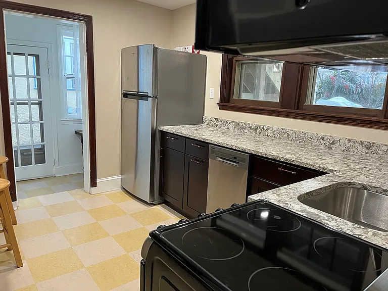 Bright kitchen