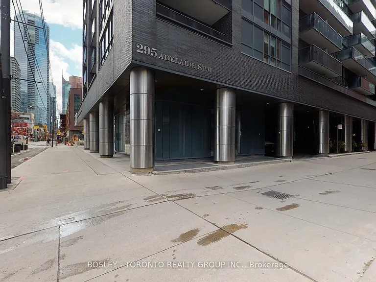 295 Adelaide St W #Penthouse 01 — Photo 1