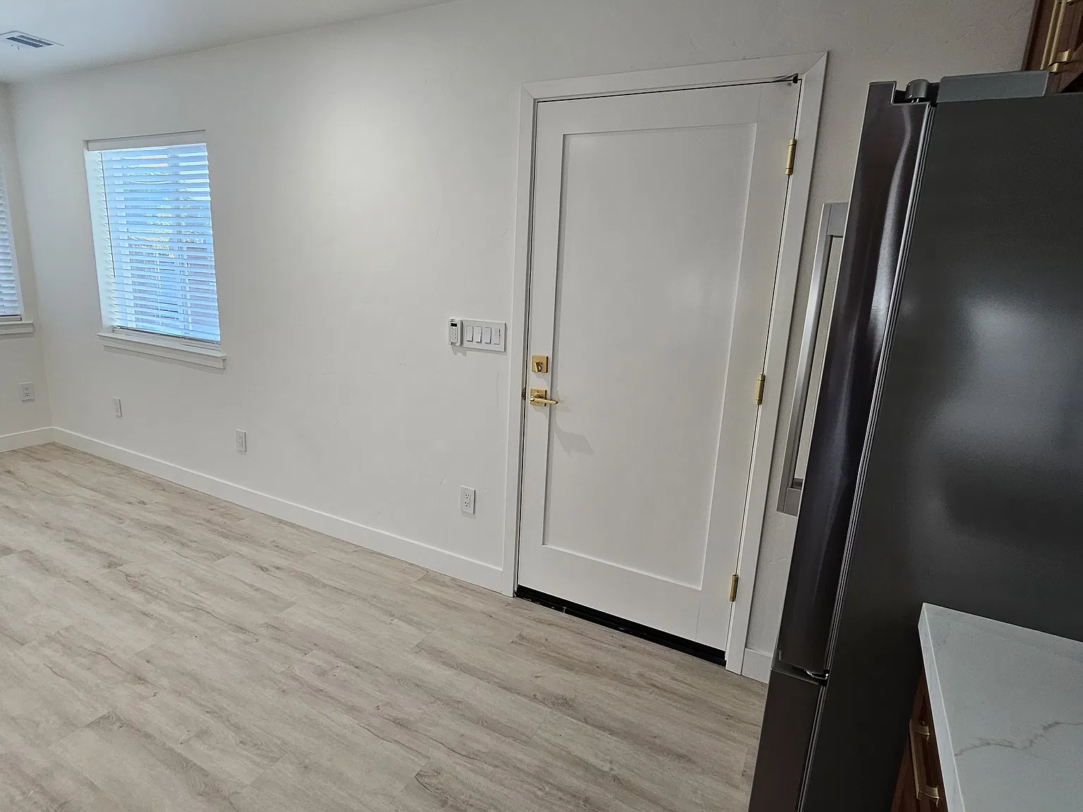 1030 Prune St — Photo 3