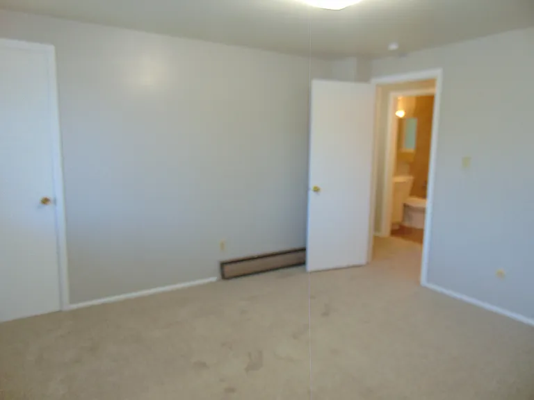 2420 Clearview Ave #3 — Photo 11