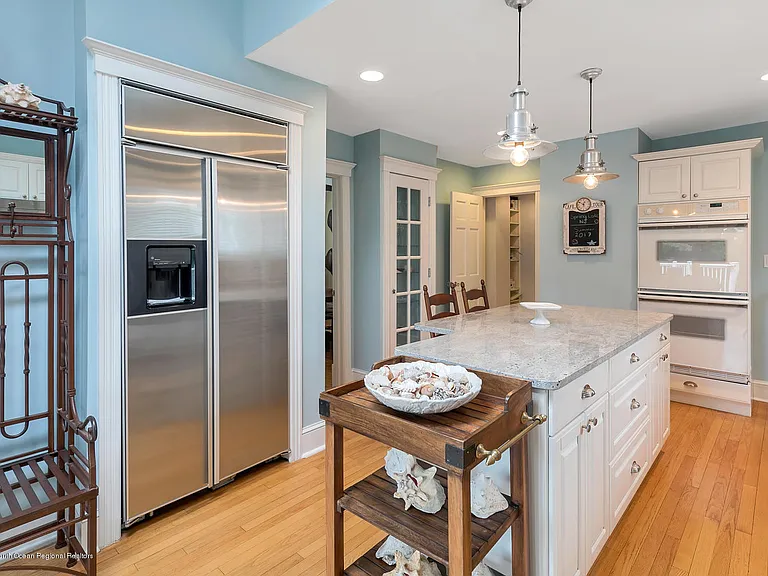 408 Tuttle Ave — Photo 15
