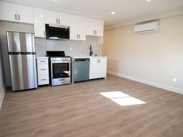 184 Bradley Ave #3, Welland, ON L3B 1L5