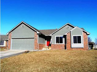 1320 Spring Cir, Haysville, KS 67060