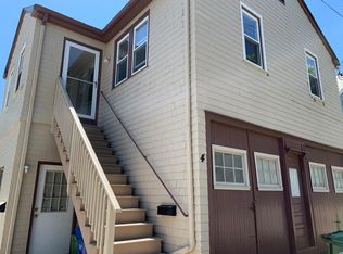 4 Chestnut St #1, Newport, RI 02840