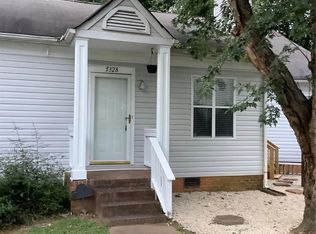 7328 Meadow Glen Dr, Mint Hill, NC 28227