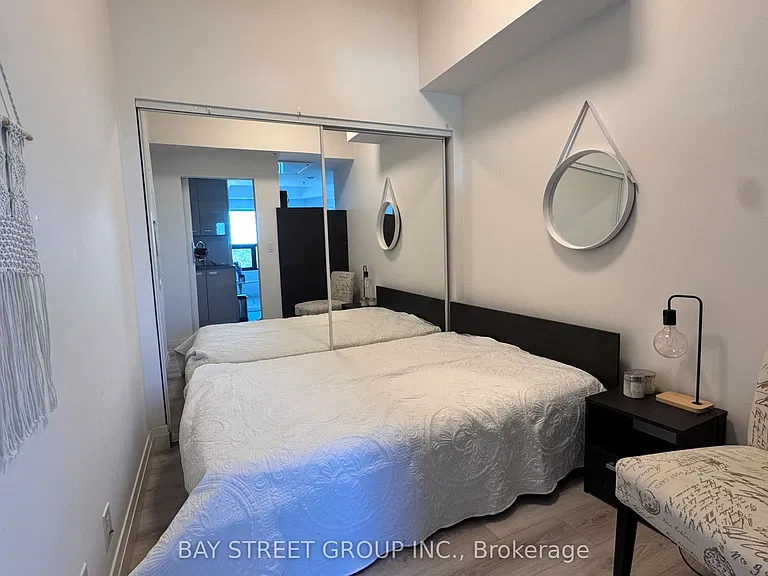 652 Princess St #813 — Photo 12