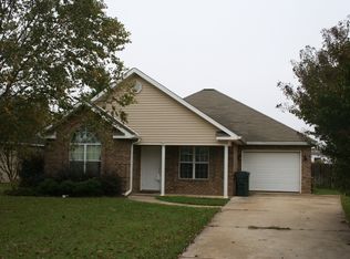 301 Covington Cove, Byron, GA 31008