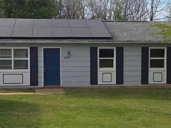 1608 Ballymena Dr, Reidsville, NC 27320