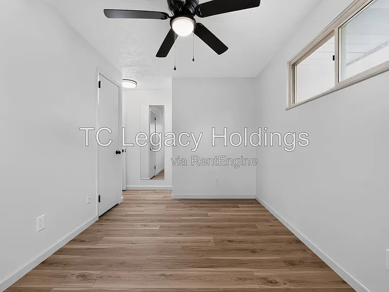 729 Ridgeway Ave — Photo 13