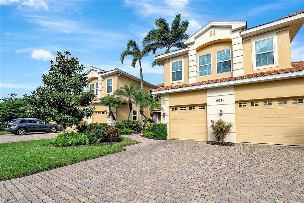 Building Photo - 6029 Trophy Dr #301