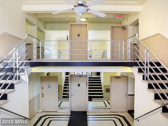 MADISON TERRACE COOP LOBBY