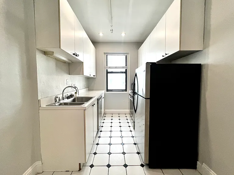 82 Jersey St #31 — Photo 7