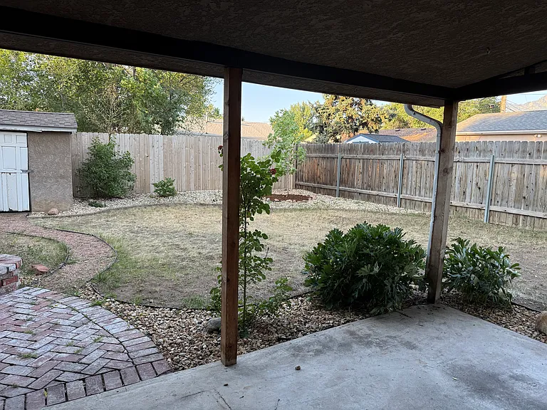 1215 Bristol Ave — Photo 8