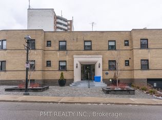 8 Wellington St W #4, Brampton, ON L6Y 1K4