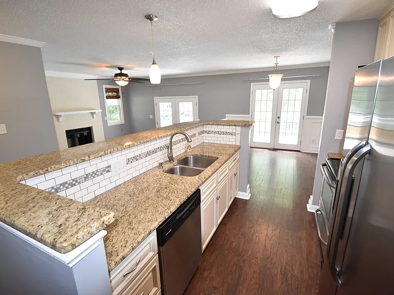 9357 Castle Falls Cir — Photo 11