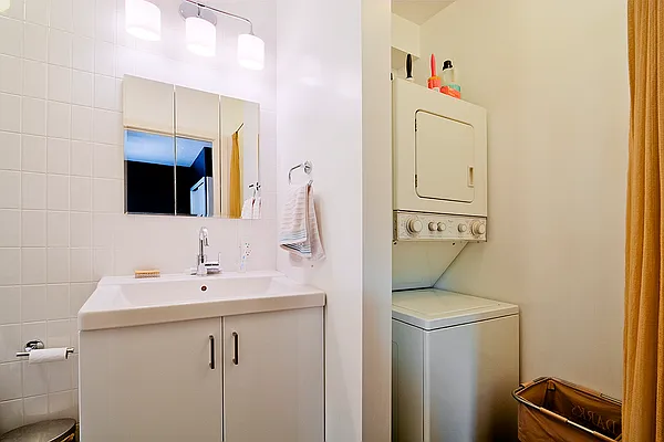 Rented by Halstead Real Estate | media 29