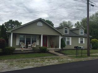 112 N Hickory St, Campbellsburg, IN 47108