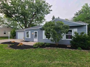 3228 Wendover Rd, Fort Wayne, IN 46809