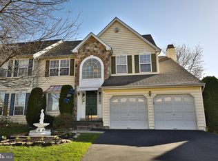11 Sterling Crest Ct, Doylestown, PA 18901